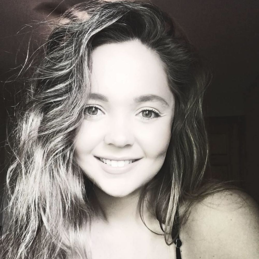 Meet your Posher, Brittany